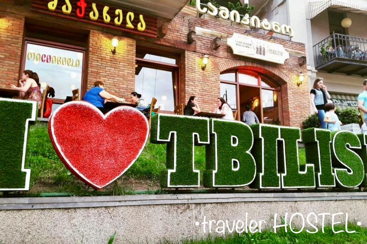 Traveler Hostel Tbilisi Exteriör bild